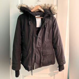 EUC TNA Larsen Parka in XS